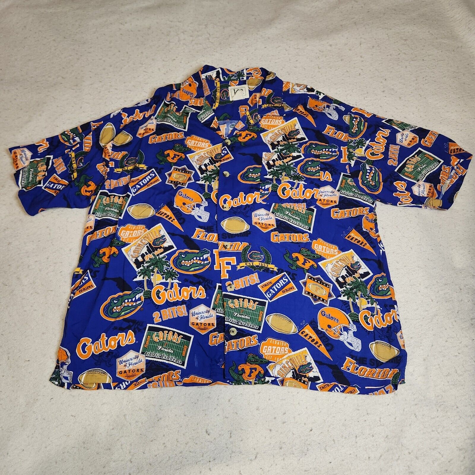 VTG Florida Gators Lee Sport Mens Hawaiian Shirt - Trendy and Stylish