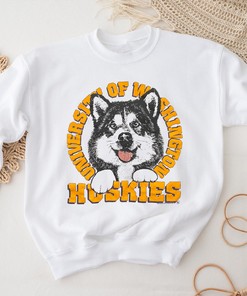 Vintage University of Washington Huskies T-Shirt - Nostalgic College Football Tee
