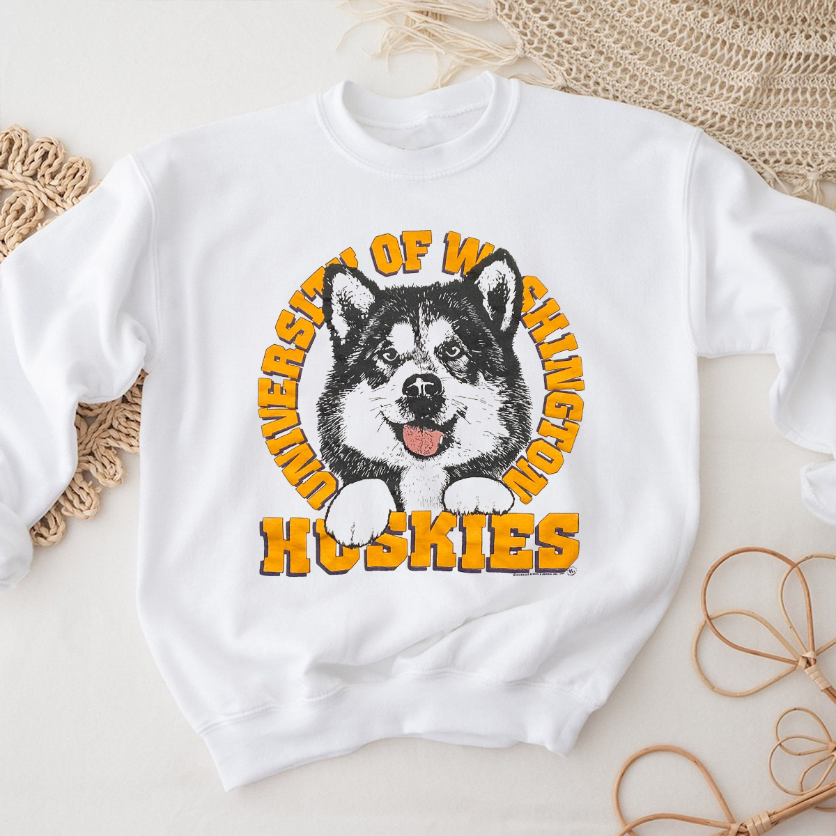 Vintage University of Washington Huskies T-Shirt - Nostalgic College Football Tee