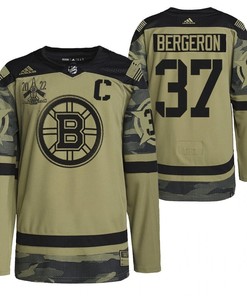 Boston Bruins Patrice Bergeron 2022 Military Appreciation Night Camo 37 Jersey Primegreen Jersey - Robokeg