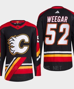 MacKenzie Weegar 52 Reverse Retro 2.0 Calgary Flames Black 2022 Jersey Primegreen - Robokeg