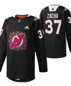 Pavel Zacha 37 New Jersey Devils 2022 Hispanic Heritage Night Black Jersey Jersey - Robokeg