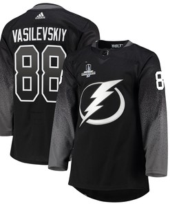 Tampa Bay Lightning Andrei Vasilevskiy 88 Alternate 2022 Stanley Cup Champions Breakaway Men Jersey - Black - Robokeg